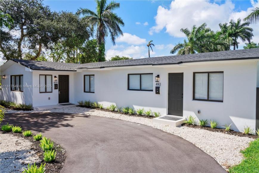 Foto principal - 2 bedroom in North Miami FL 33161