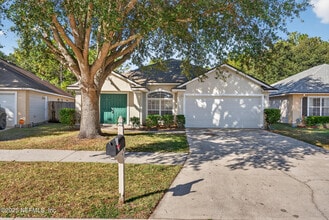 Building Photo - 8342 Staplehurst Dr W