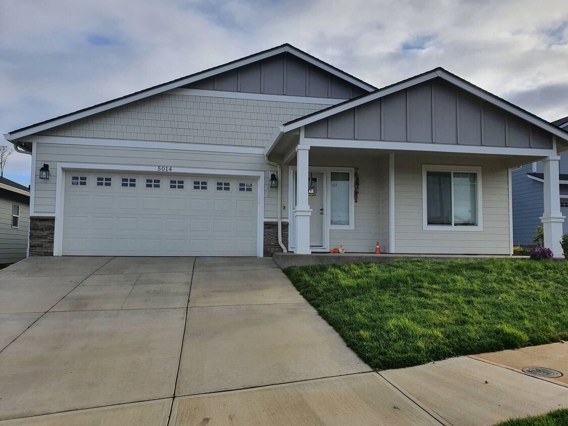 Foto principal - 3bd/2ba Home in South Salem - Extra Storag...