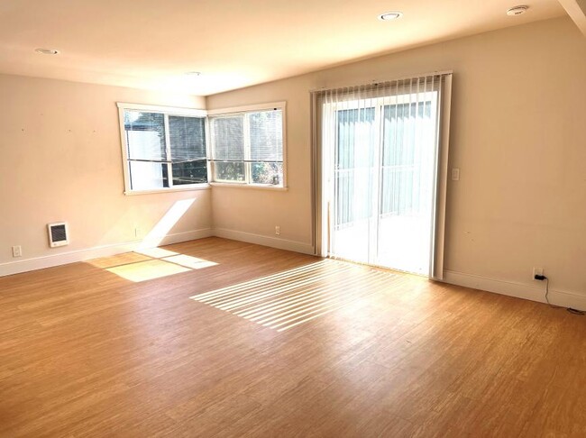 Foto del edificio - 2 bedroom in Seattle WA 98103