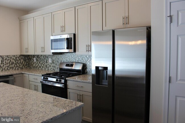 Foto del edificio - 413 Ridgewood Dr