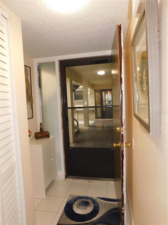 Foto del edificio - 207 Woodlake Wynde