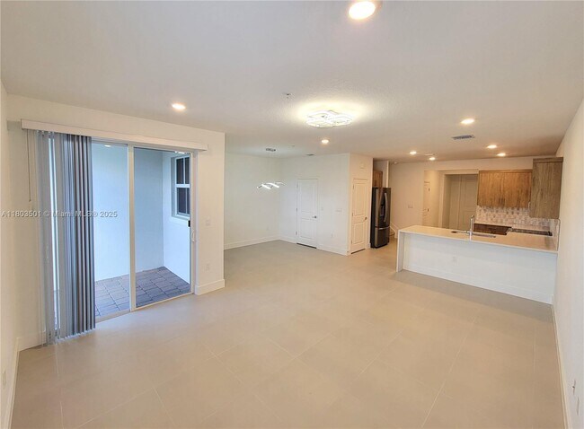 Building Photo - 263 SW 169th Ln