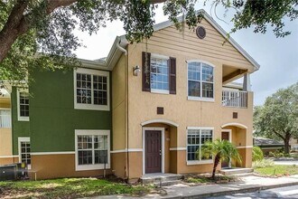 Building Photo - 4348 S Kirkman Rd