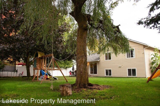 Foto del edificio - 4 br, 3 bath House - 8823 N Davis Circle