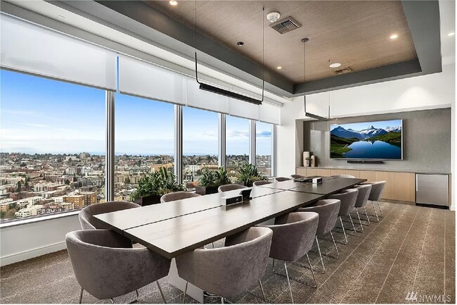 Common Amenities - Conference room - 1808 Minor Ave