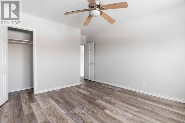 Photo du bâtiment - 75 King Edward Ave