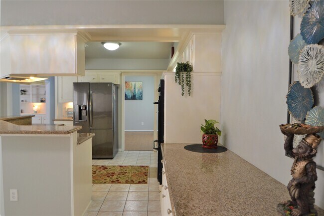 Foto del edificio - 15927 Tumbling Rapids Dr