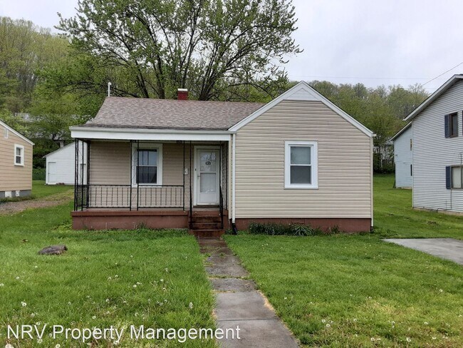 Foto del edificio - 3 br, 2 bath House - 313 Clement Street