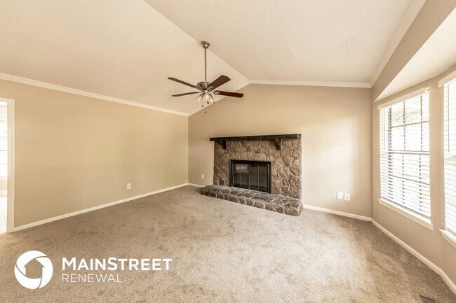 Building Photo - 6446 Freda Dr