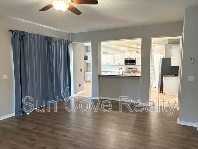 Foto del edificio - 2111 Roanoke Springs Dr