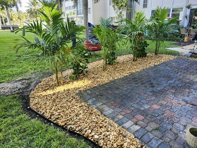 Foto del edificio - 2300 NE 1st Ln