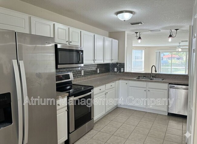 Foto del edificio - 2669 Emerald Lake Ct