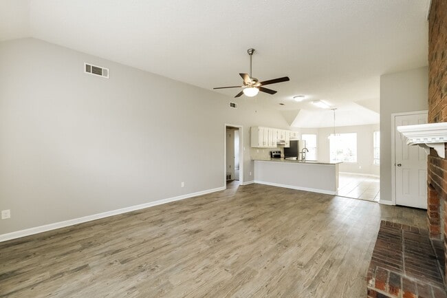 Building Photo - 1241 Trotters Stop Cove