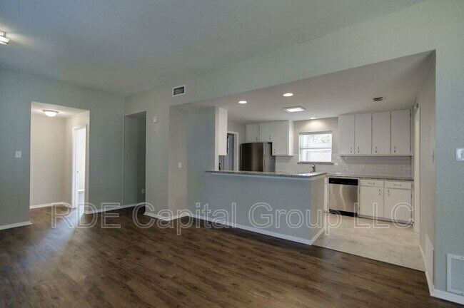Foto del edificio - 3025 Sappington Pl