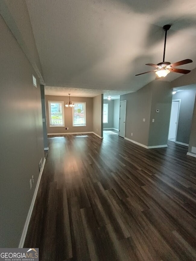 Building Photo - 697 Pepperwood Trail