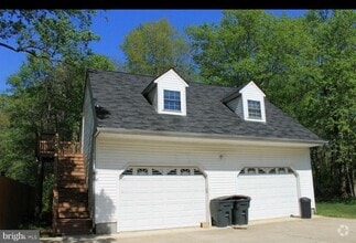 Building Photo - 11515 Smithfield Rd