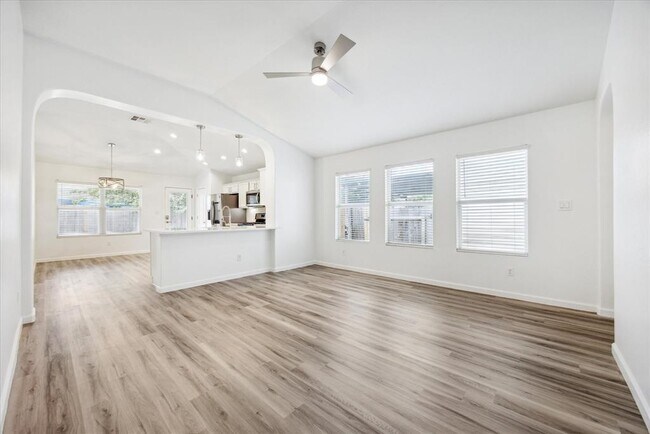 Foto del edificio - 3303 Wickham Ln