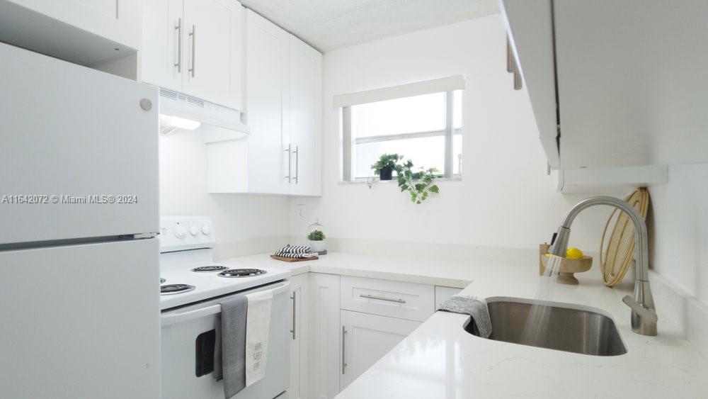 Foto principal - 2496 SW 17th Ave