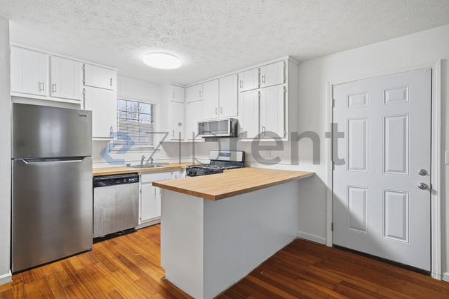 Foto del edificio - 5893 N Castlegate Dr