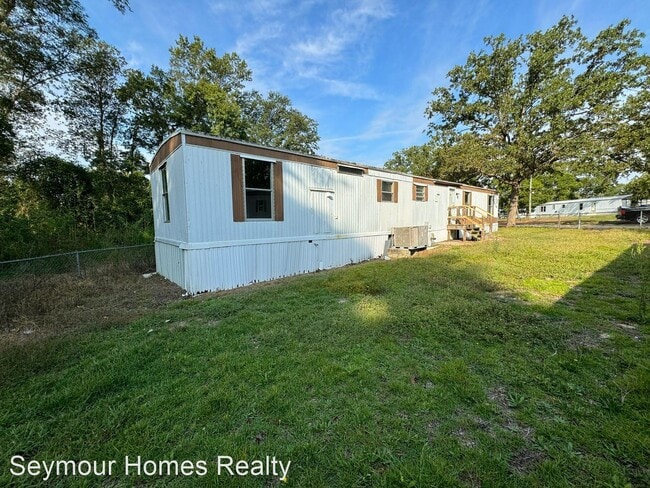 Building Photo - 3 br, 2 bath House - 143 C.G.'s Circle