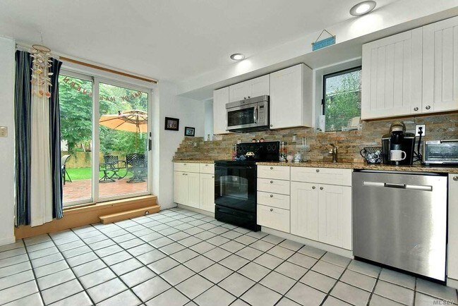 Foto del edificio - 38 Chestnut Ave