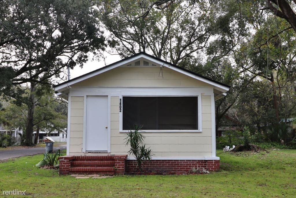 Primary Photo - 3 br, 1 bath House - 1402 24th St W
