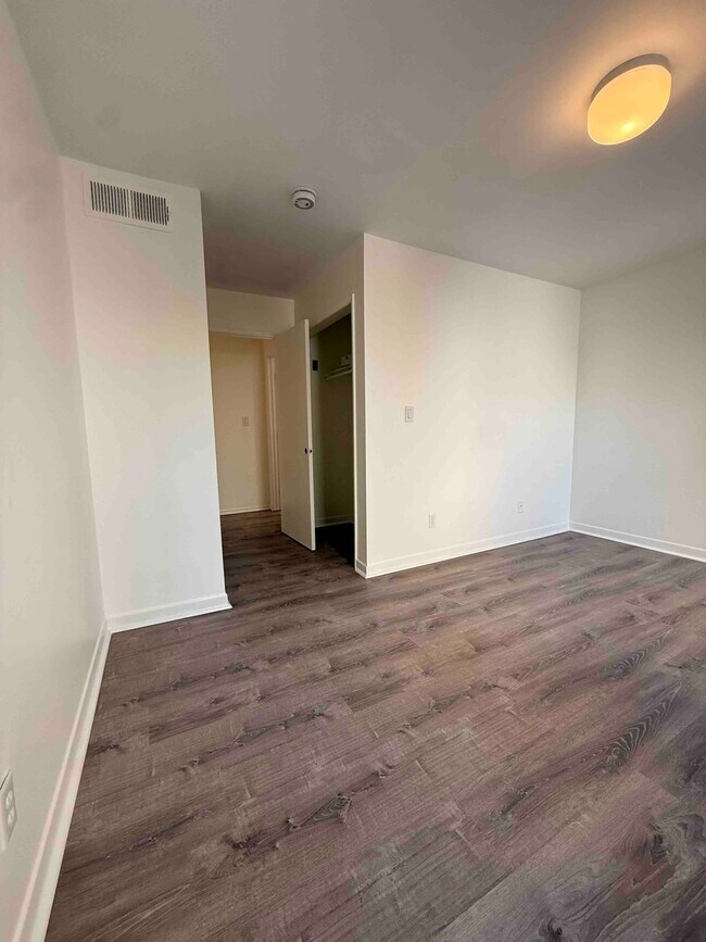 Dormitorio principal n.° F - 532 Pier Ave