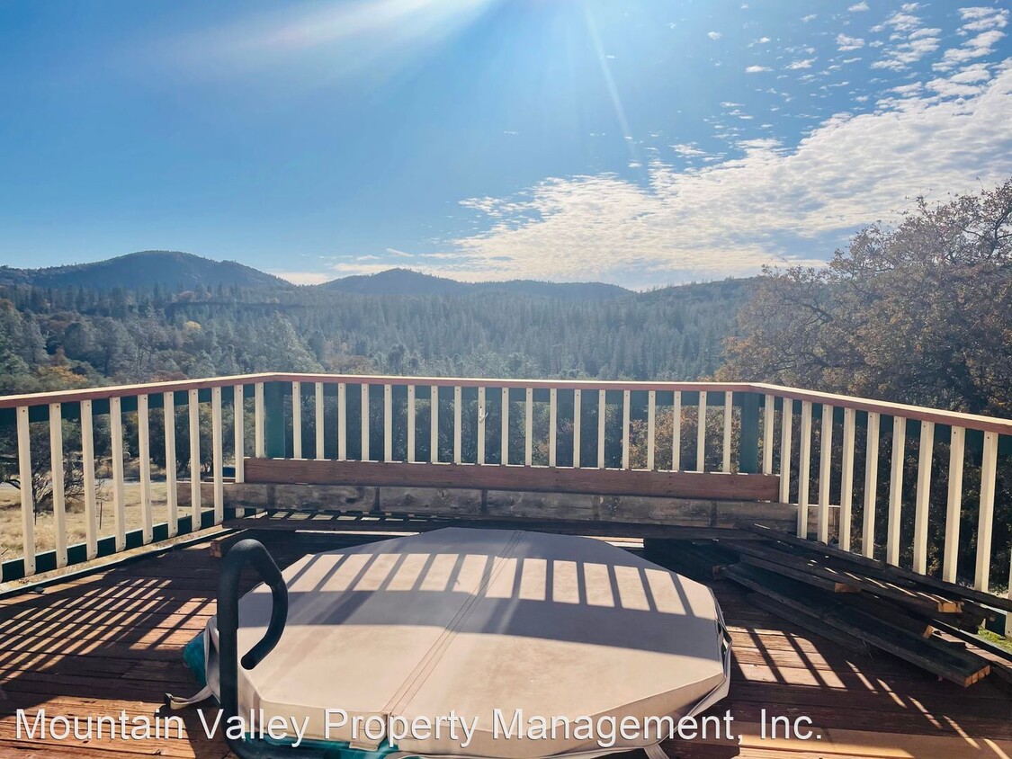 Primary Photo - 3 br, 2.5 bath House - 20578 Pleasant Vall...