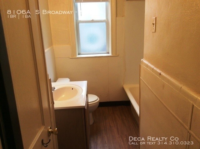 Building Photo - 1 Bedroom Apartment in the Patch!