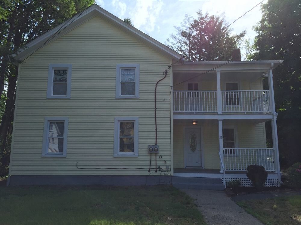 20 Hough St, Plainville, CT 06062 Room for Rent in Plainville, CT