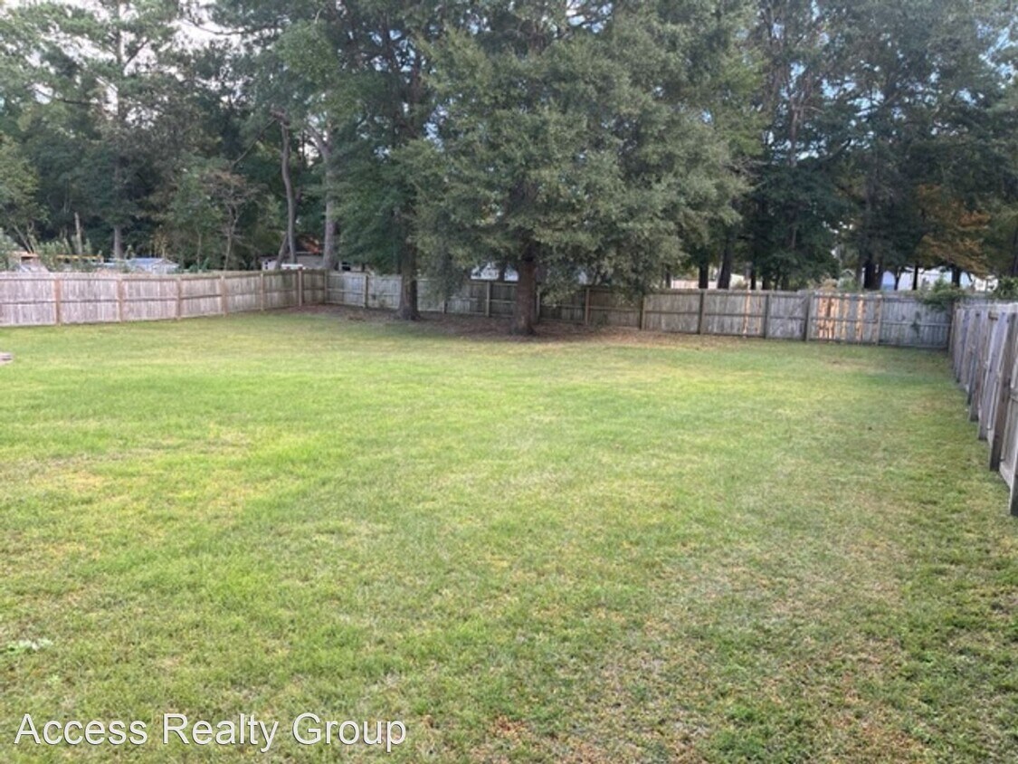 3 br, 2 bath House 138 Lawndale Lane House Rental in Sneads Ferry