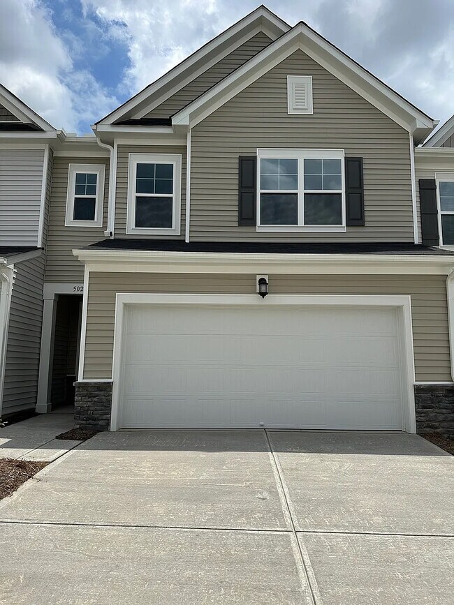 Building Photo - Room in Townhome on Arkose Dr