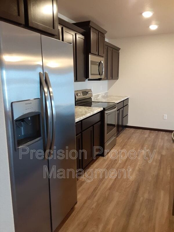 Building Photo - 561 225th St