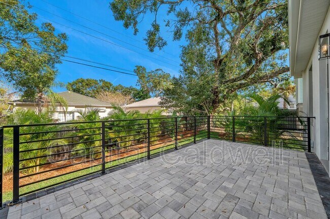 Building Photo - 2369 Bahia Vista St