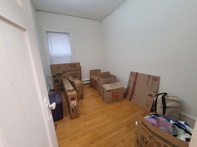 Interior Photo - 2564 Lake