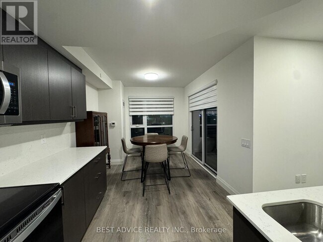 Building Photo - 58 Lakeside Ter