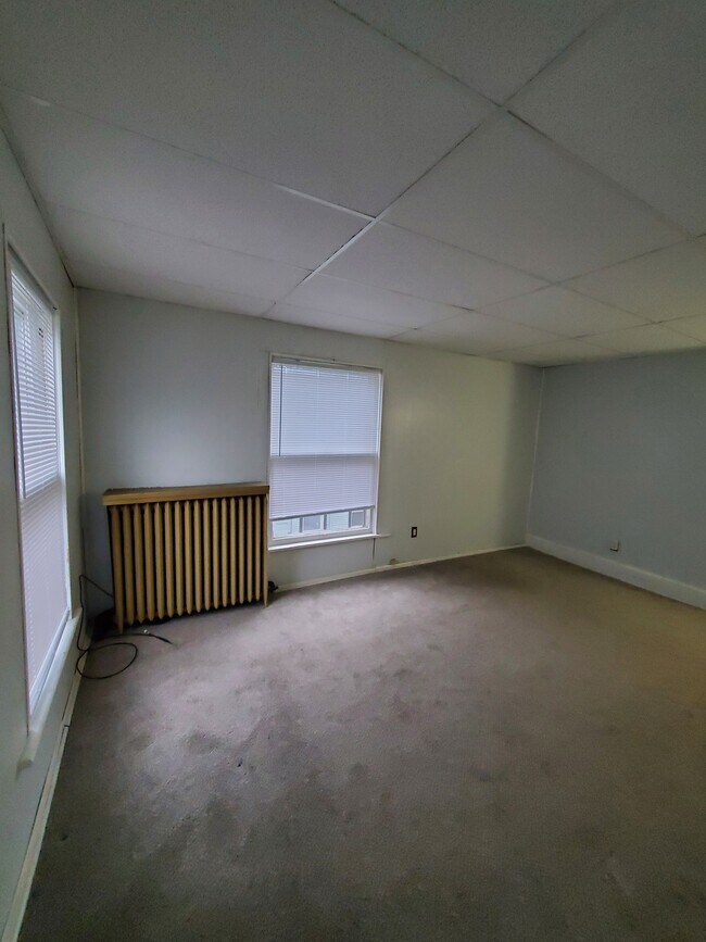 Building Photo - 309 3rd St