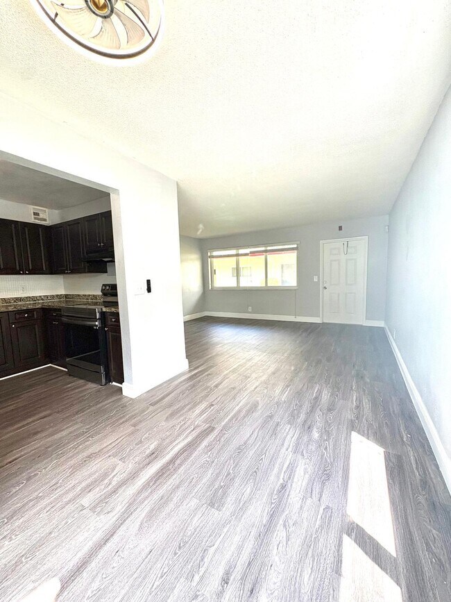 Foto del edificio - 5971 NW 17th Pl