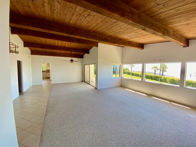 Foto del edificio - 1450 Lachman Ln