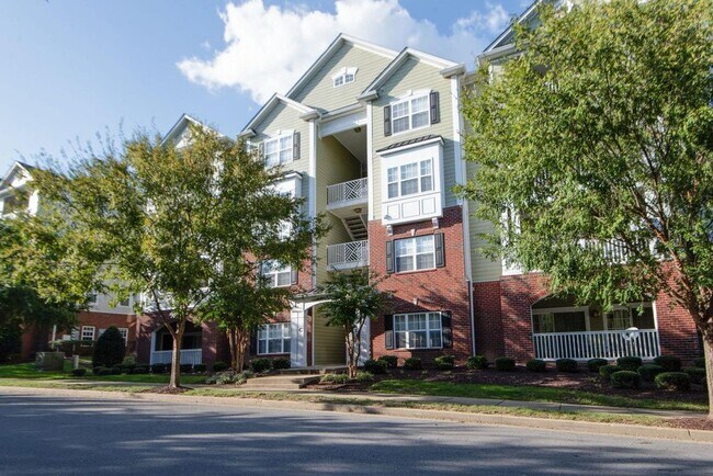 Building Photo - 8231 Lenox Creekside Dr