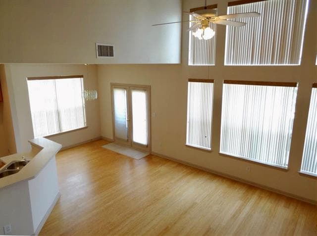 Building Photo - 3021 Rolling Meadow Dr