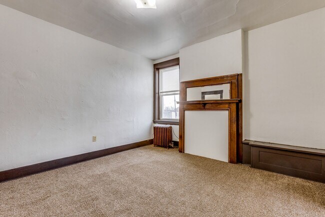 Foto del edificio - 466 Hays Ave