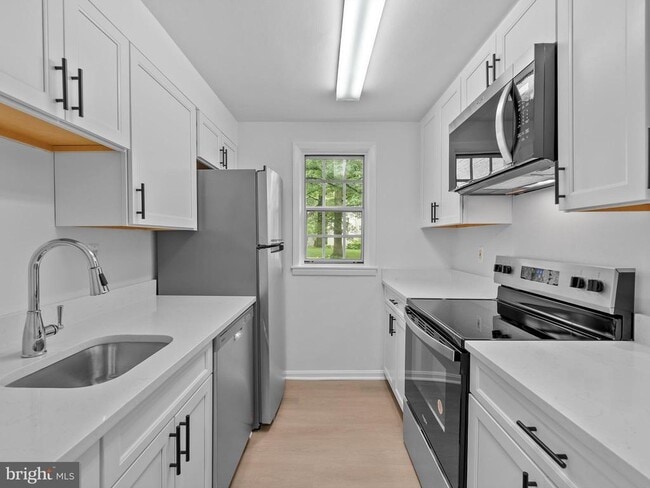 Foto del edificio - 708 S Arlington Mill Dr