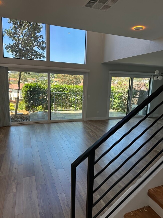 Building Photo - 1043 Santa Helena Park Ct