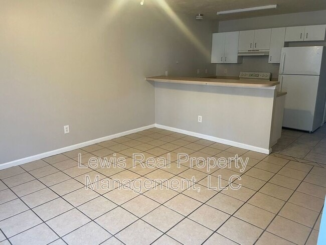 Building Photo - 1441 Hudson St