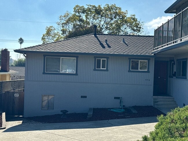 Building Photo - 370 Wright Ave