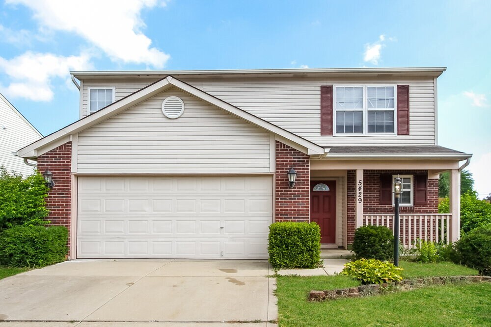 Foto principal - 5429 Bluff View Dr