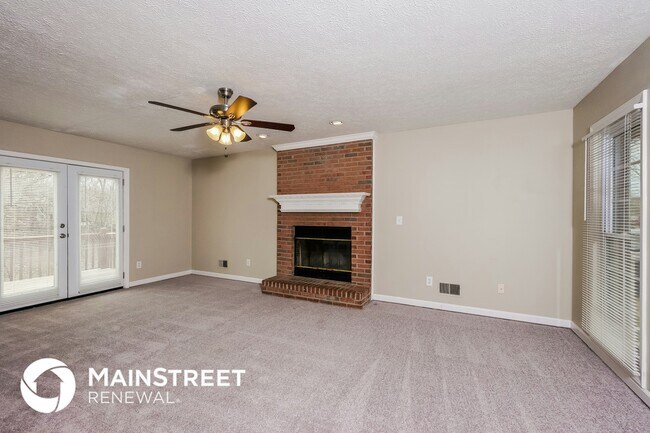 Foto del edificio - 8410 Hurstbourne Woods Pl