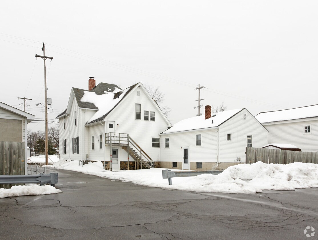 Building Photo - 113 N McKinley St